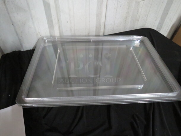 NEW Cambro Lid. 3XBID - Image 1 of 1