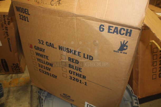 NEW! 12 Gray Continental 32 Gallon Trash Can Lids. 12X Your Bid!  - Image 3 of 3
