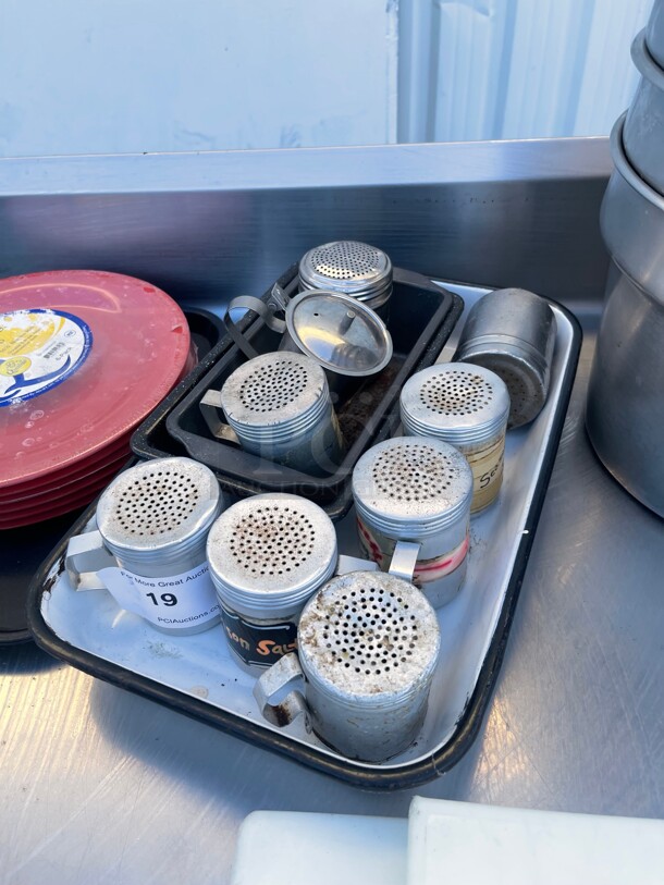 One Lot! Assorted Shakers Great For Seasoning  - Image 5 of 6