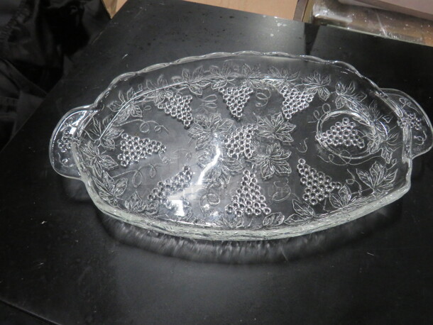 11X6.5 Glass Cocktail/Wine Cheese Plate. 10XBID