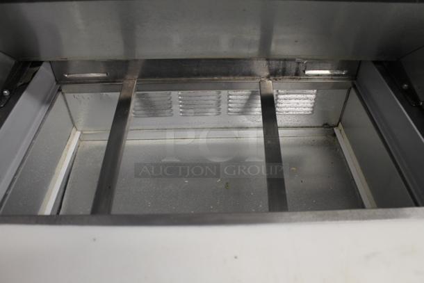 Beverage Air SP27 Stainless Steel Commercial Sandwich Salad Prep Table Bain Marie Mega Top on Commercial Casters. 115 Volts, 1 Phase. Tested and Working! - Image 4 of 6