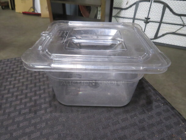 1/6 Size 4 Inch Deep Food Storage Container With Lid. 2XBID - Image 1 of 1