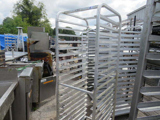 One Aluminum Speed Rack On Casters. 20.5X25.5X70 - Image 1 of 1