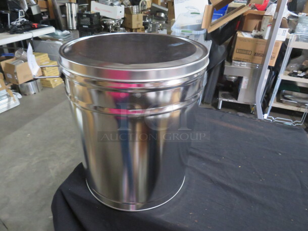 One NEW Metal Seafood Bucket With Lid.