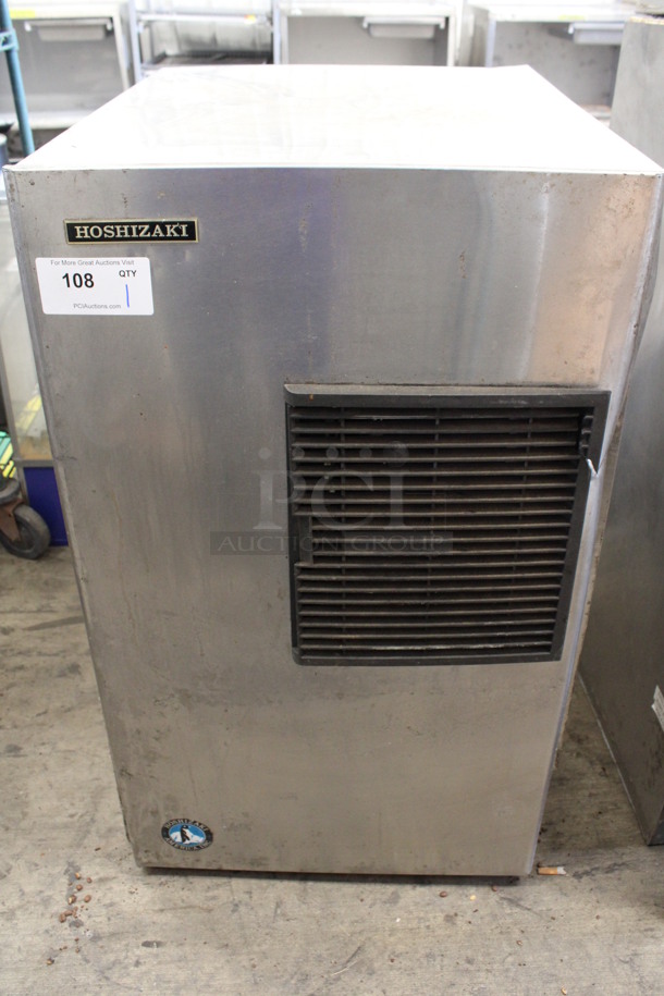 Hoshizaki Model KM-630MRH Stainless Steel Commercial Ice Head. Goes GREAT w/ Item # 109! 208-230 Volts, 1 Phase. 22x28x38