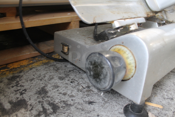 Stainless Steel Commercial Countertop Meat Slicer w/ Blade Sharpener. 115 Volts, 1 Phase. Tested and Working! - Image 5 of 5
