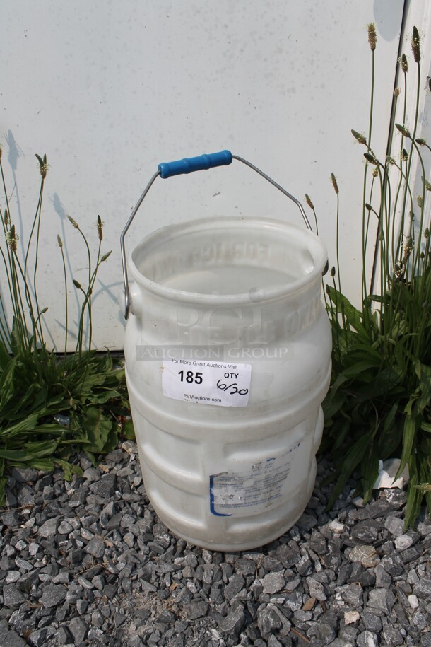 Commercial Ice Tote With Handle - Image 1 of 3