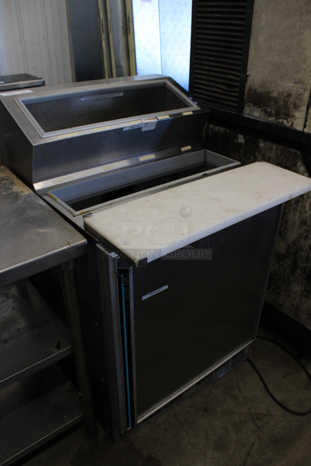 Silver King Model SKF2A Stainless Steel Commercial Prep Table on Commercial Casters. 115 Volts, 1 Phase. 27x32x45. Tested and Working! - Image 2 of 6