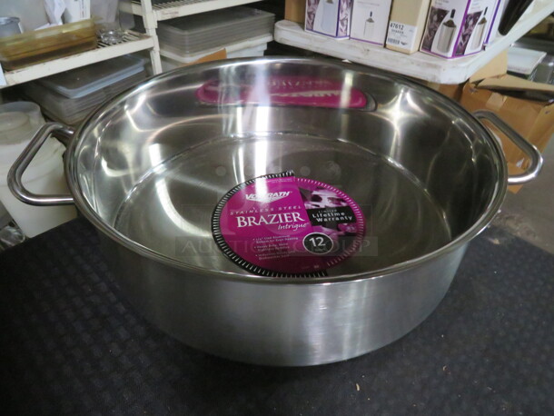 One NEW Vollrath 12 Quart Stainless Steel Brazier Pan.  #477760 - Image 1 of 1