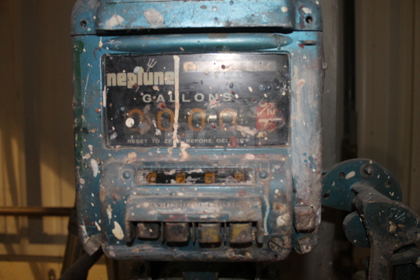 Neptune Metal Floor Style Pump. BUYER MUST REMOVE. - Image 4 of 5