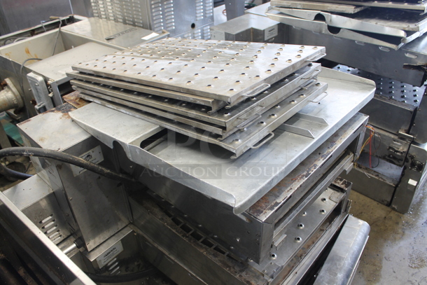 2 Ovention S20003PH Stainless Steel Commercial Electric Powered Matchbox Conveyor Pizza Oven. Missing Pieces - See Pictures. 208/240 Volts, 3 Phase. 2 Times Your Bid! - Image 4 of 8