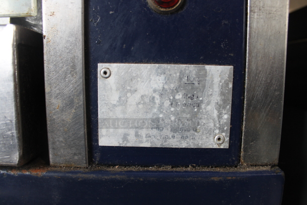 Rotisol Stainless Steel Commercial Floor Style Natural Gas Powered Rotisserie Oven. - Image 6 of 12