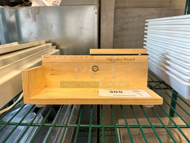 Label Wizard Wooden Countertop Unit. - Image 1 of 4