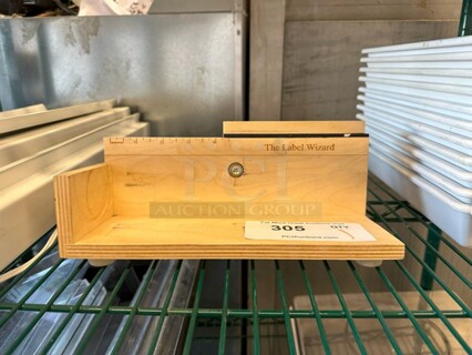 Label Wizard Wooden Countertop Unit.