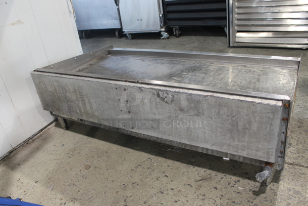 Star Max Stainless Steel Commercial Countertop Natural Gas Powered Flat Top Griddle.  - Image 5 of 7