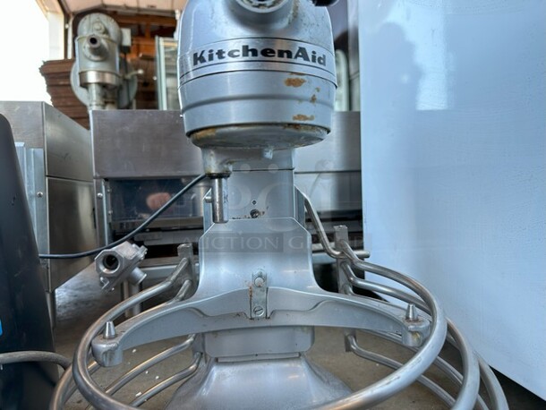 KitchenAid KG25H0XMC Metal Countertop 6 Quart Planetary Dough Mixer. 120 Volts, 1 Phase. Tested and Does Not Power On - Image 4 of 5