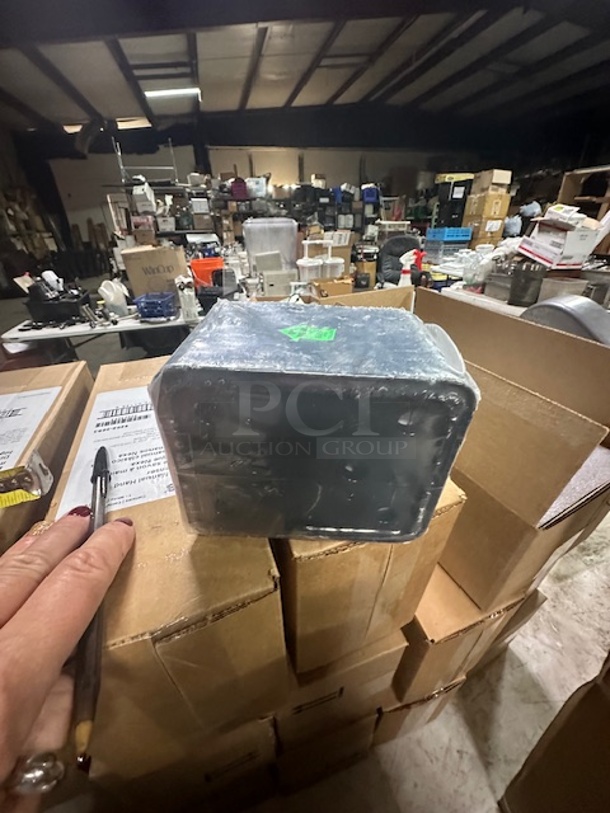One NEW Head For Hamilton Beach Mixer. - Image 1 of 1