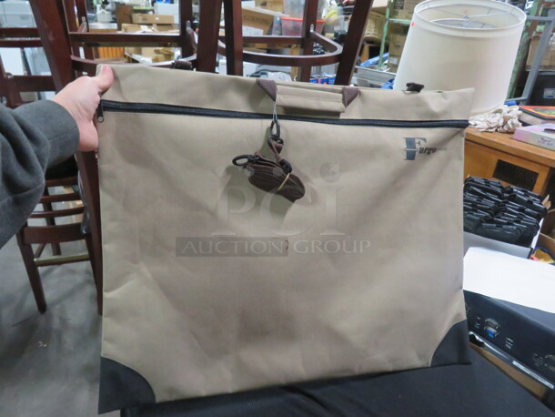 One NEW 24X20 Fargo Carry Bag With Shoulder Strap. - Image 1 of 1