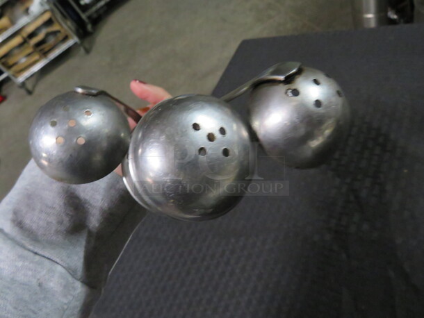 Assorted SS Perorated Ladle. 4XBID - Image 2 of 2
