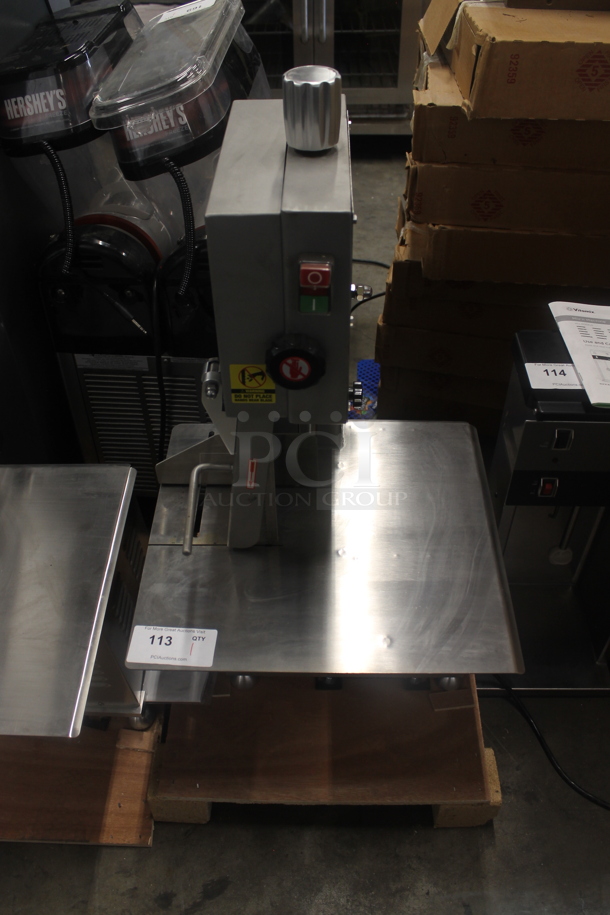 LIKE NEW! Avantco MS-105175A 177EMBS65SS Stainless Steel Commercial Countertop Meat Saw. 120 Volts, 1 Phase. Unit Has Only Been Used a Few Times! Tested and Working! - Image 2 of 7