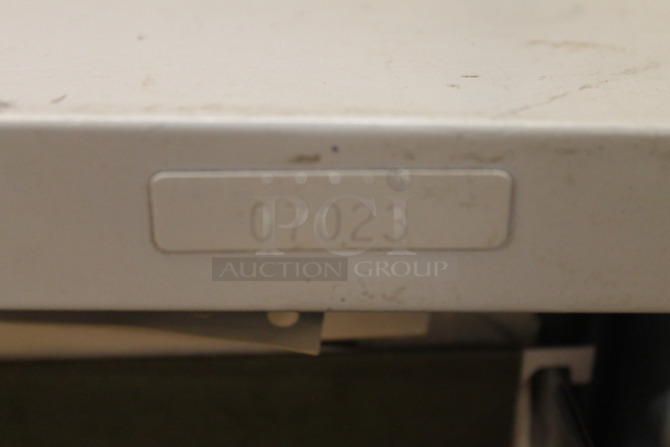Globe Werner White Metal 3 Drawer Filing Cabinet w/ Contents. BUYER MUST REMOVE. - Image 7 of 7