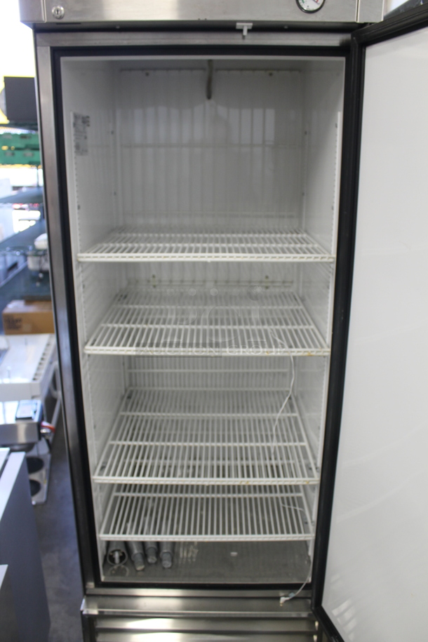 True T-23F 1 Door Stainless Steel Freezer w/ Poly Coated Racks. 115 Volt, 1 Phase. Tested and Working! - Image 4 of 6