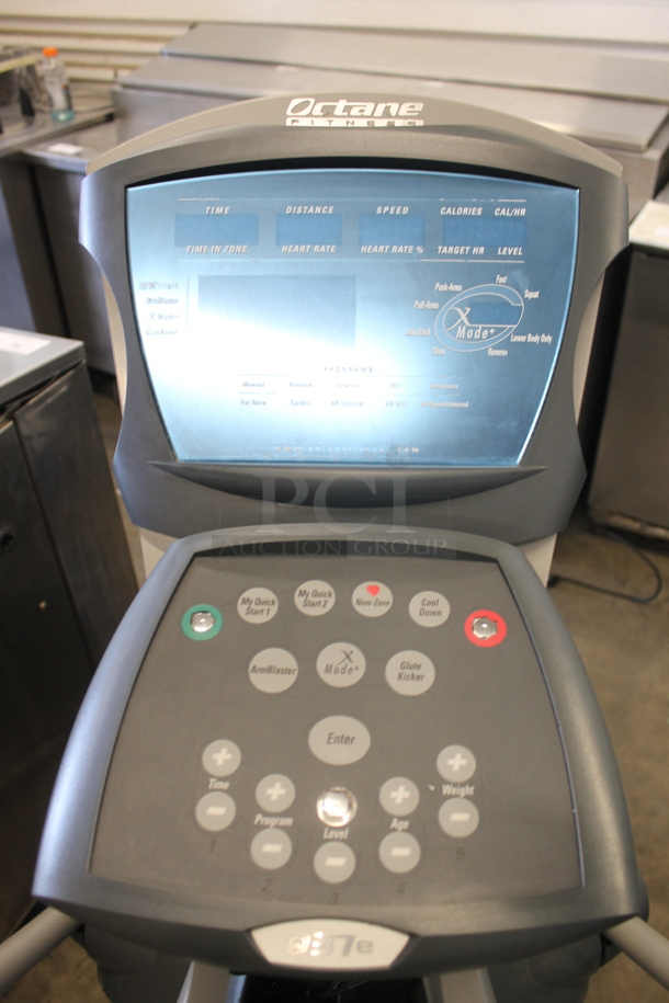 Octane Fitness Step Machine. 115 Volts, 1 Phase.  - Image 5 of 6