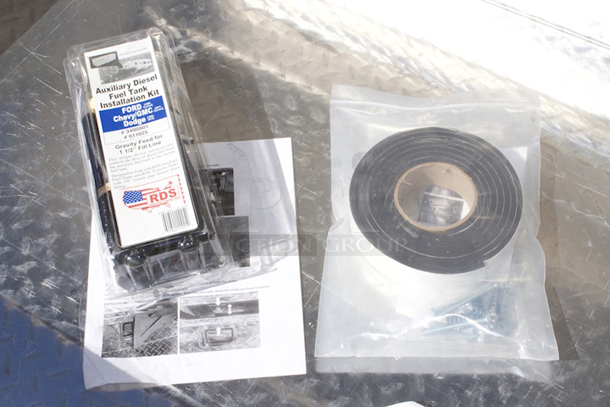 RDS 72745 91 Gallon Auxiliary Fuel Tank & Toolbox Combo Bright Aluminum  - Image 8 of 9