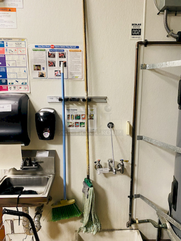 Wall Mounted Broom/Mop Holder 

Includes: Wall Mounted Holder, Broom and Mop - Image 1 of 2