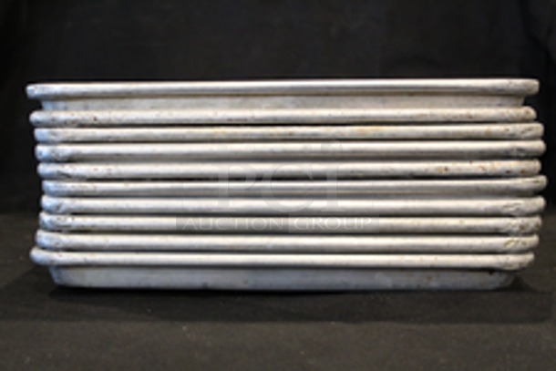 Vollrath 5303 1/2 Half Size Bun / Sheet Pan - 18" x 13" x 1", 18 gauge Aluminum, Natural Finish
10x Your Bid
 - Image 3 of 4
