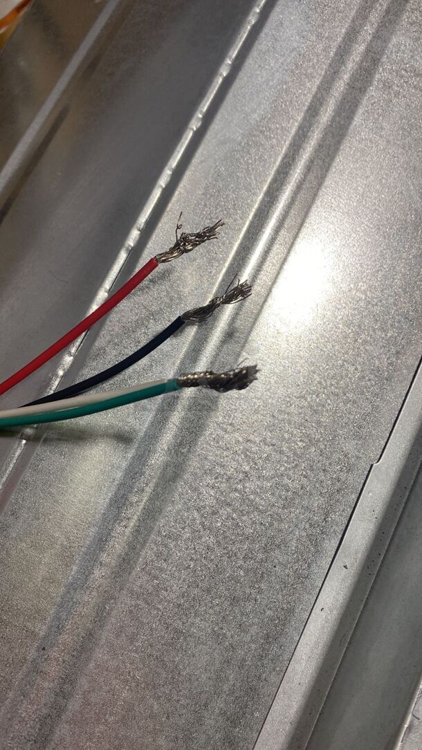 Brand New WHIRLPOOL WOS52ES4MZ Wall Oven  - Image 5 of 5