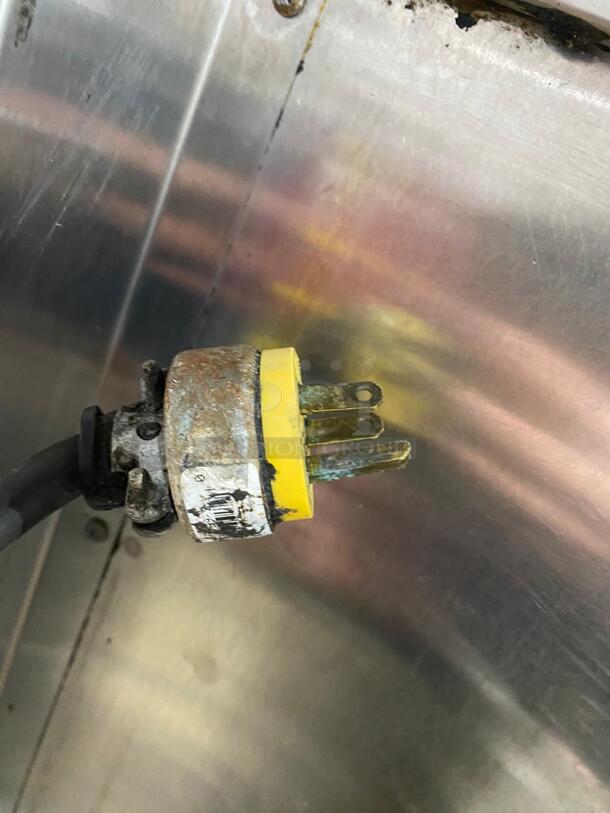Attias Commercial Natural Gas Powered 5 Skewer Chicken Rotisserie Machine! All Stainless Steel! On Casters!
 - Image 3 of 5