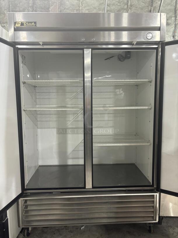 True T-49-HC 54" Two Section Reach In Refrigerator, (2) Right Hinge Solid Doors, 115v
 - Image 2 of 3