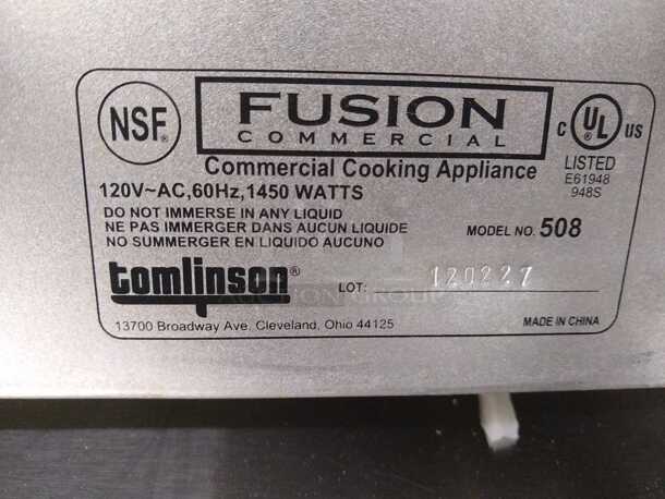 Fusion Commercial Grade Pizza Oven 120 V 1450 Watts Counter Top Size Model #508 - Image 5 of 6