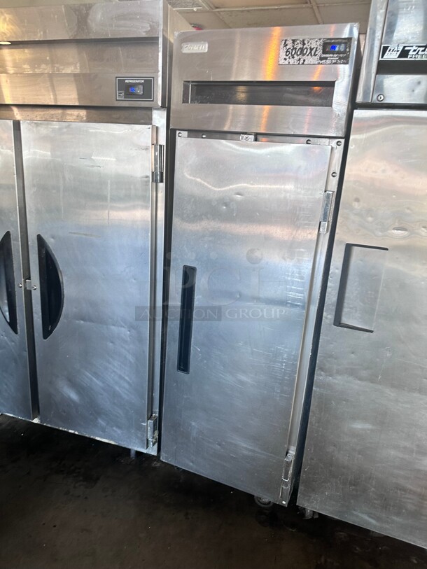 Working Delfield 6000XL 20 Cu.ft Commercial Freezer with 1 Solid Door Reach-In 115 Volt