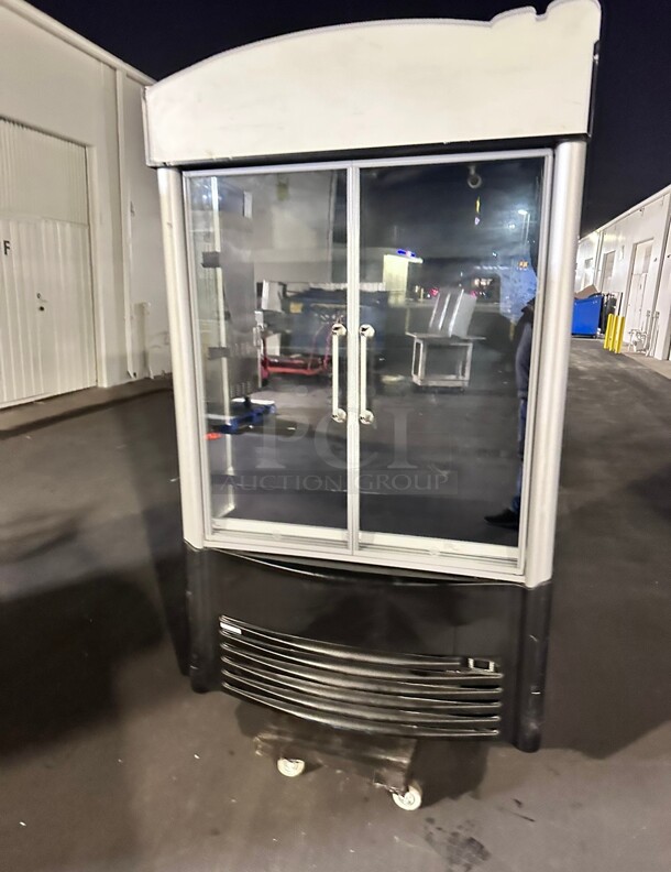 Clean AHT GD XLS Two Glass Swing  Door Merchandiser 115 Volt  - Image 6 of 8