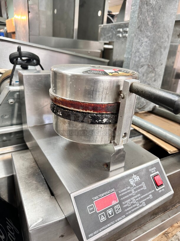 Star SWCBE Single Waffle Cone Baker Makes 8 inch Diameter Cone Waffle 120 Volt Working