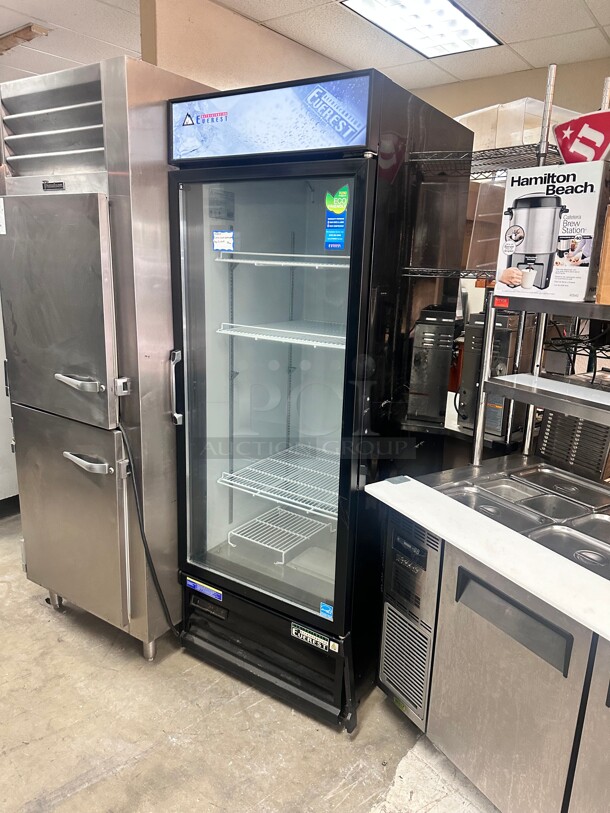 Excellent Condition Everest EMGR24B 28" One Section Glass Door Merchandiser - (1) Right Hinge Door, Black, 115v Tested and Working! - Image 6 of 9