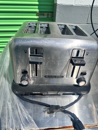 One Year Old Hamilton Beach 24850R - Proctor-Silex Pop-Up Toaster, (4) extra wide slots 115 Volt