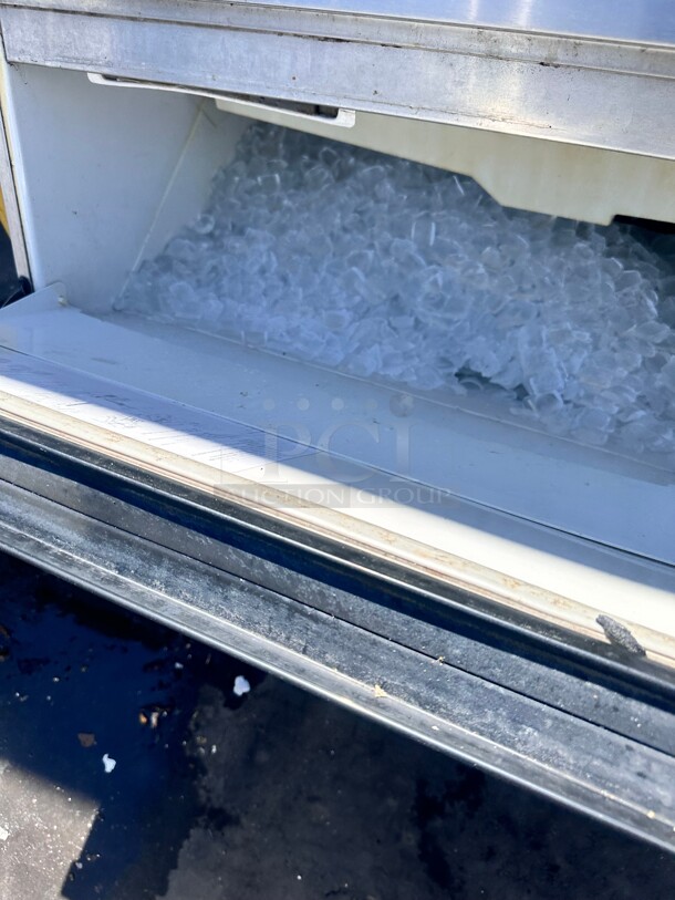 Hoshizaki KM-255BAH 250 lb Crescent Cube Ice Machine w/ Bin Air Cooled, 115v Working - Image 9 of 9