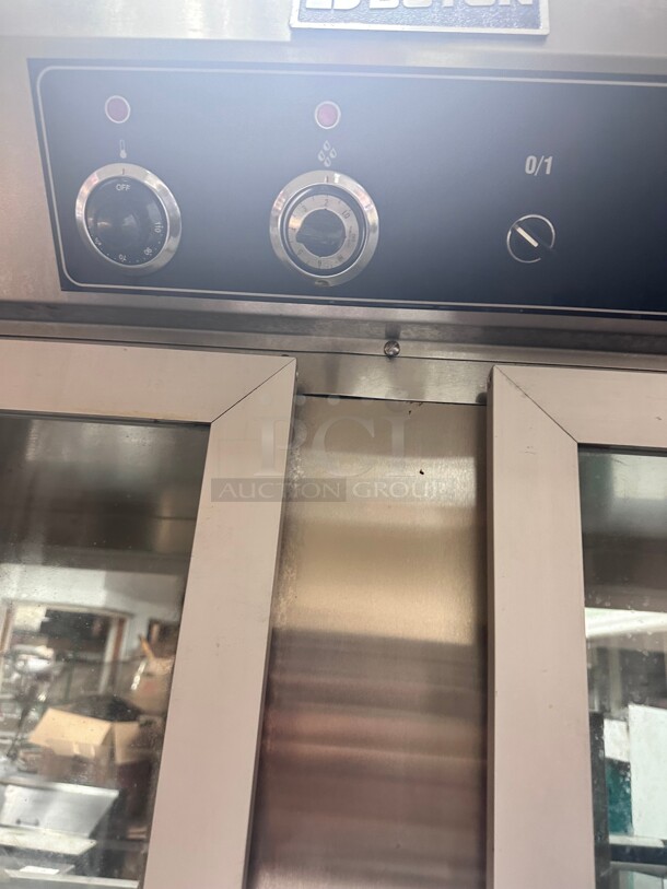 New Scratch and Dent Doyon E236R Roll-In Glass Door Proofer For 2 Single Racks, 2 Sections, 120 208ph/1ph Working - Image 5 of 9