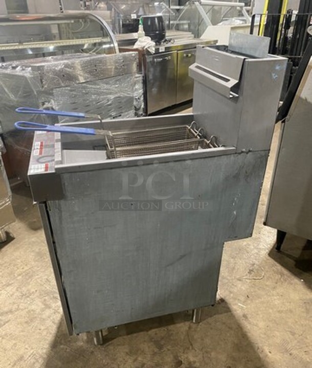 Vulcan Commercial Natural Gas Powered Deep Fat Fryer! With Frying Baskets! All Stainless Steel! On Casters! Working When Removed! MODEL 1VEG35M1 SN:DV1133289  - Image 2 of 8