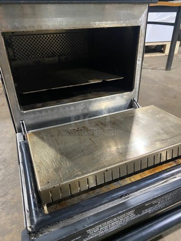 NICE! LATE MODEL! 2021 Merrychef Commercial Countertop Rapid Cook Oven! All Stainless Steel! WORKING WHEN REMOVED! Model: EIKONE2S SN: 2103213091758 208/240V - Image 5 of 9