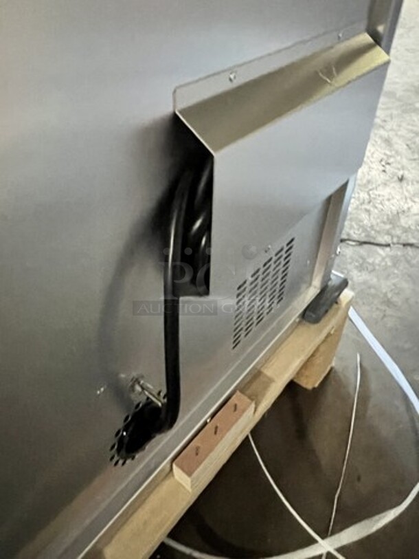 Brand New! In The Box! Bevles Electric Powered Warming/Proofing Cabinet! Holds Full Size Sheet Pans! Model HPC6836! 120V 1 Phase! On Commercial Casters! - Image 8 of 8