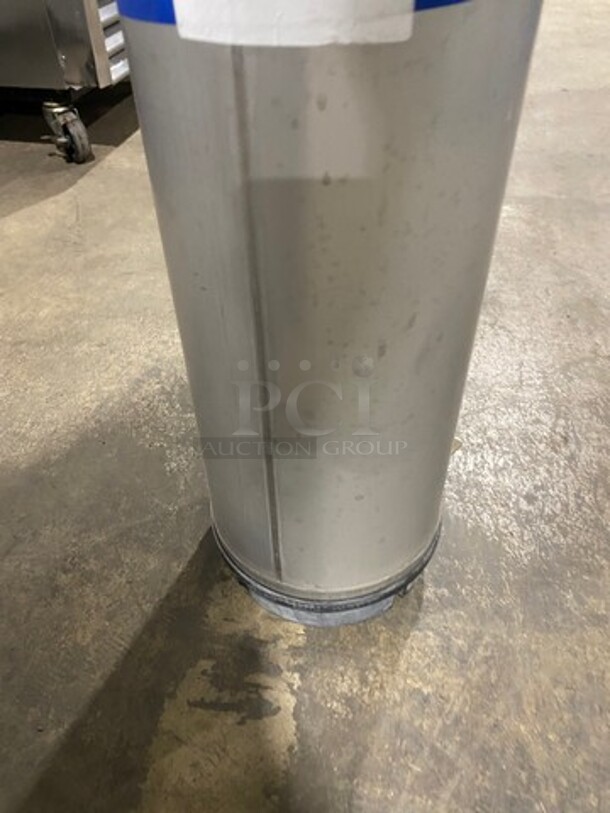 Carbon Dioxide Tank! NOT AVAILABLE FOR SHIPPING! - Image 3 of 3