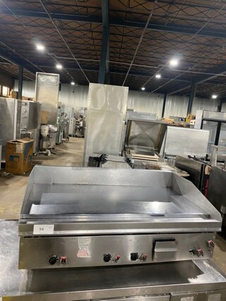 Lang Commercial Countertop Natural Gas Powered Mirror Shine Polish Top Flat Top Griddle! With Back And Side Splashes! All Stainless Steel! On Small Legs! MODEL 248SCNATSH