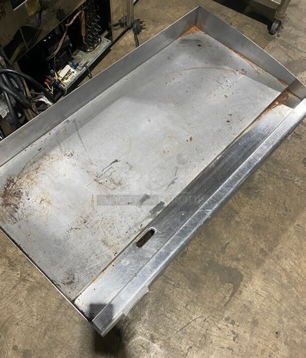Star Max Commercial Countertop Electric Powered Flat Top Griddle! With Back And Side Splashes! All Stainless Steel! - Image 5 of 9