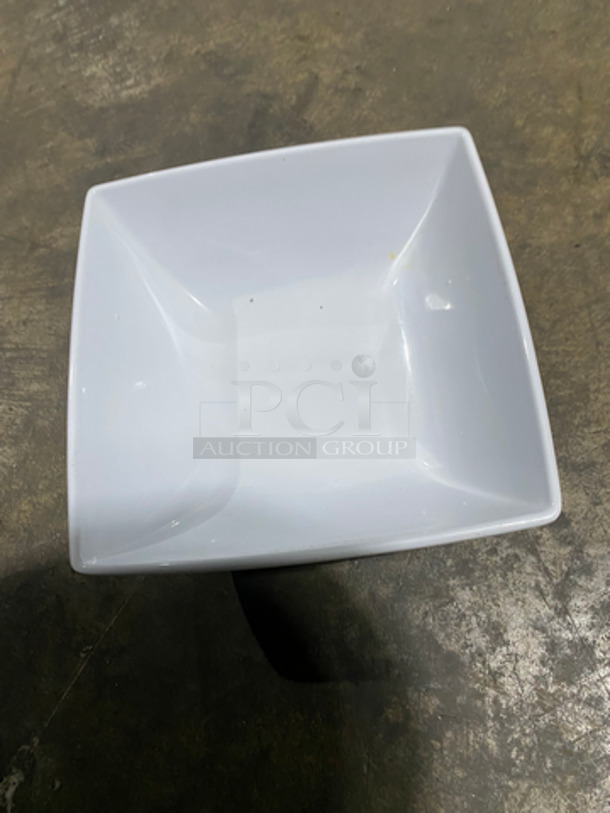 Thunder Group White Square Serving Plates! 13x Your Bid! - Image 4 of 6