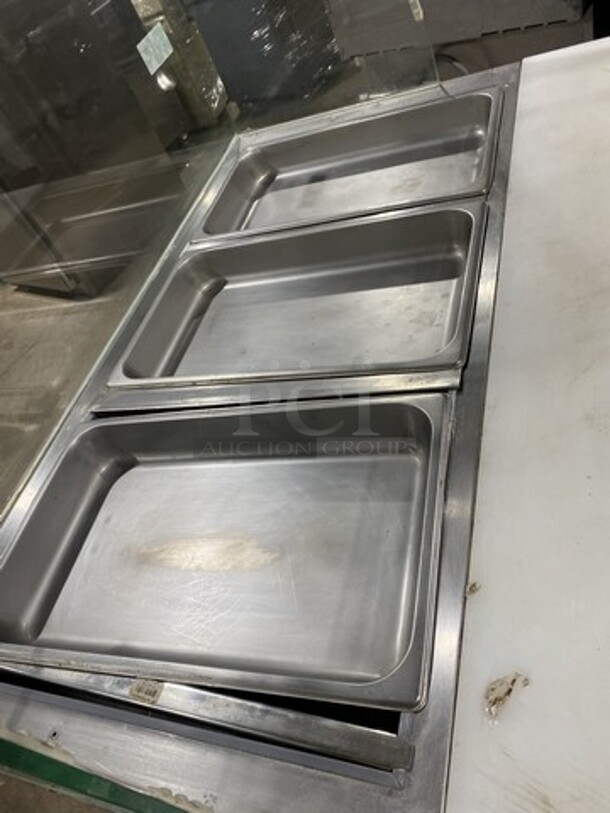Leader 48 Inch Refrigerated Mega Top Sandwich Prep Table With Sneeze Gaurd! Model LM48SC Serial PW11M2201B! 115V 1 Phase! On Commercial Casters! - Image 5 of 9