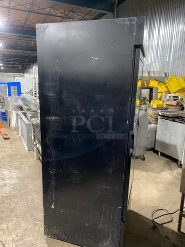 Carrier Commercial Single Door Reach In Refrigerator Merchandiser! With View Through Door! With Poly Coated Racks! Model: MC750 SN: 3807X11276 120V 60HZ 1 Phase - Image 4 of 9